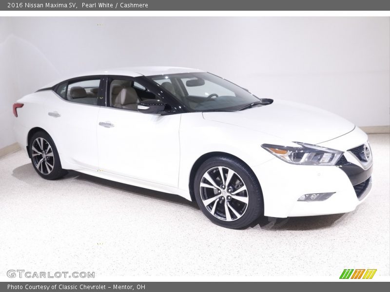 Pearl White / Cashmere 2016 Nissan Maxima SV
