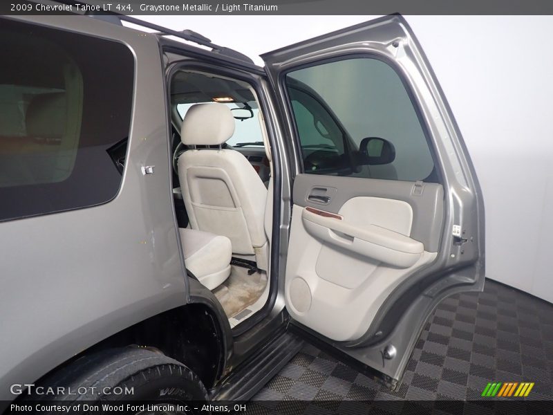 Graystone Metallic / Light Titanium 2009 Chevrolet Tahoe LT 4x4