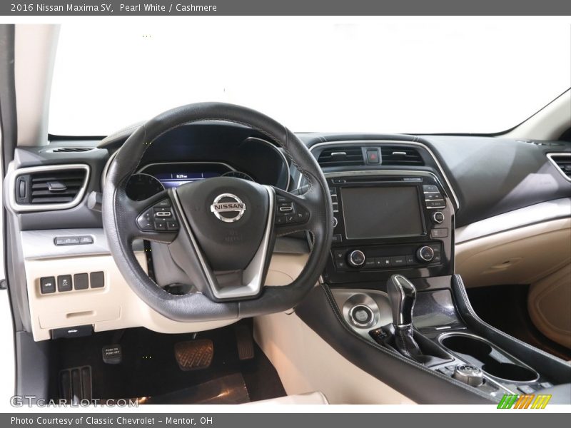 Pearl White / Cashmere 2016 Nissan Maxima SV