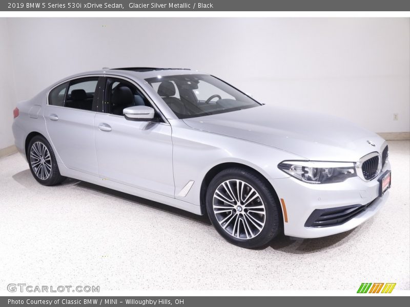 Glacier Silver Metallic / Black 2019 BMW 5 Series 530i xDrive Sedan