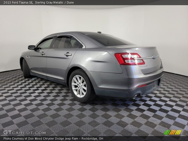Sterling Gray Metallic / Dune 2013 Ford Taurus SE