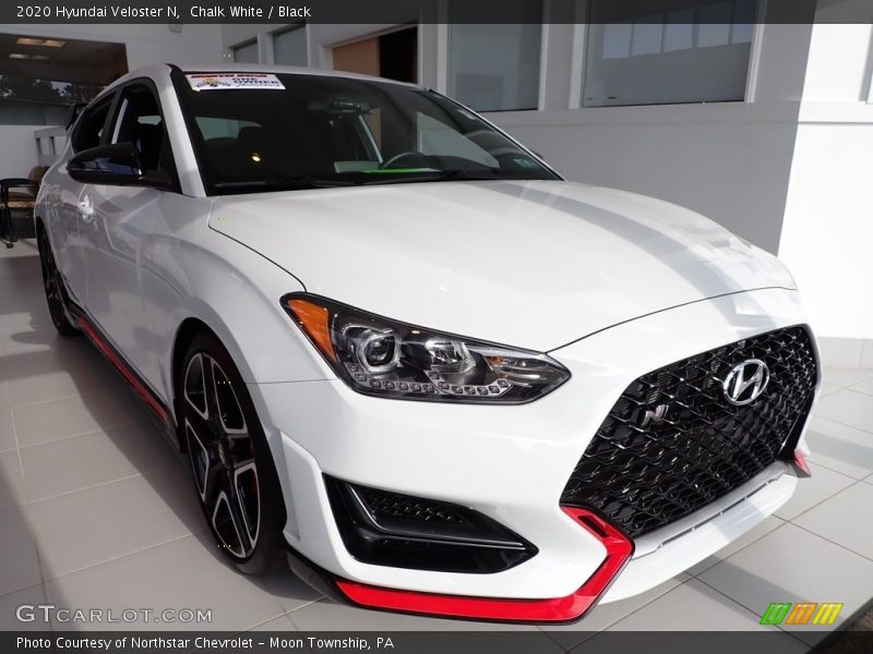 Chalk White / Black 2020 Hyundai Veloster N