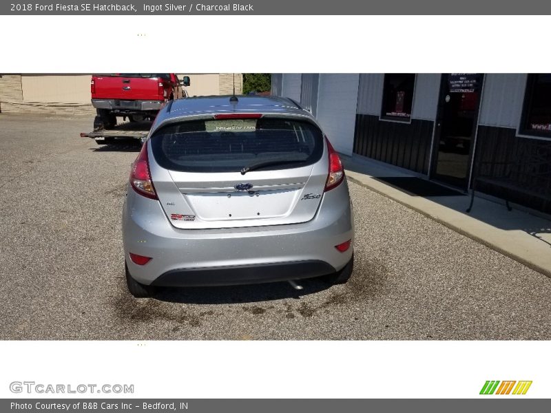 Ingot Silver / Charcoal Black 2018 Ford Fiesta SE Hatchback