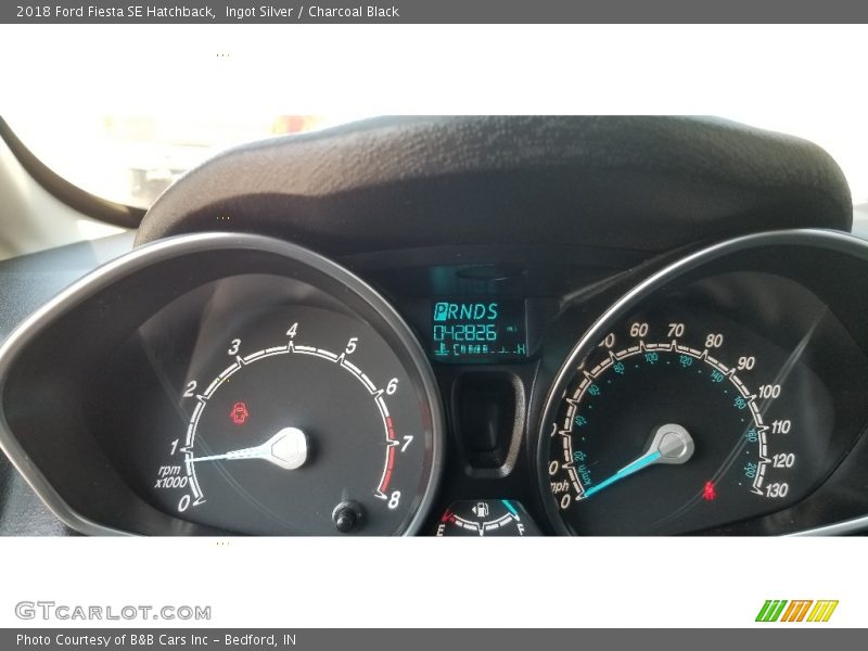 Ingot Silver / Charcoal Black 2018 Ford Fiesta SE Hatchback