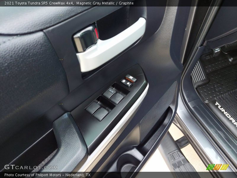 Magnetic Gray Metallic / Graphite 2021 Toyota Tundra SR5 CrewMax 4x4
