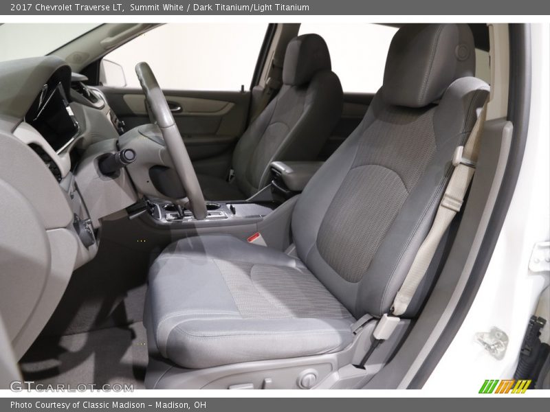 Summit White / Dark Titanium/Light Titanium 2017 Chevrolet Traverse LT