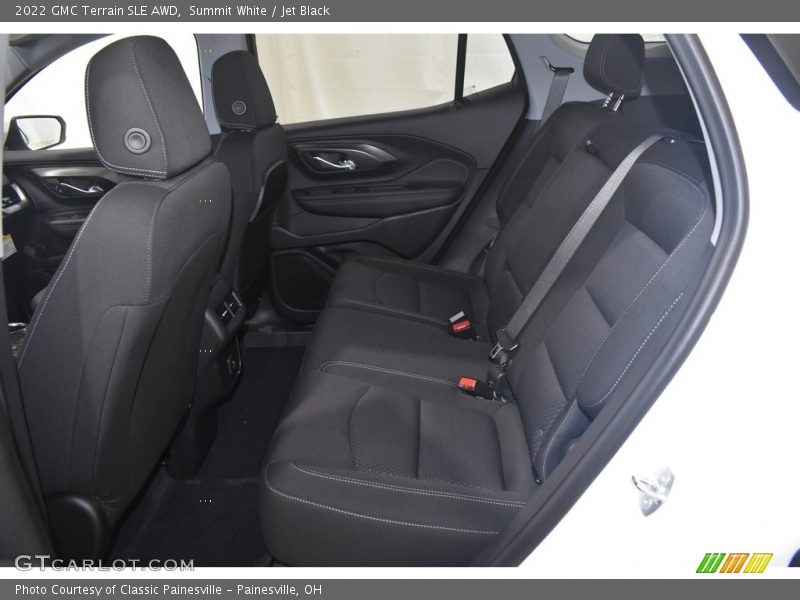 Summit White / Jet Black 2022 GMC Terrain SLE AWD