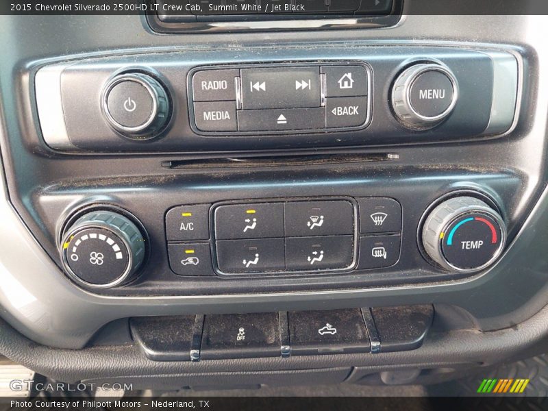 Controls of 2015 Silverado 2500HD LT Crew Cab