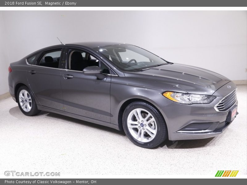 Magnetic / Ebony 2018 Ford Fusion SE
