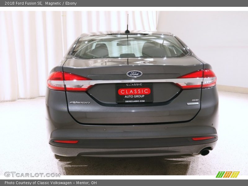 Magnetic / Ebony 2018 Ford Fusion SE