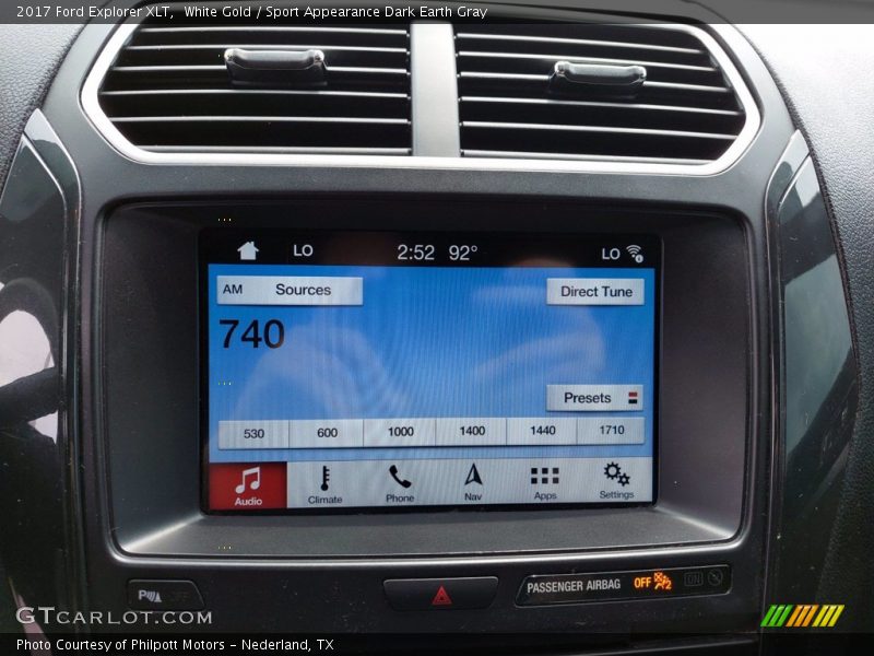 White Gold / Sport Appearance Dark Earth Gray 2017 Ford Explorer XLT