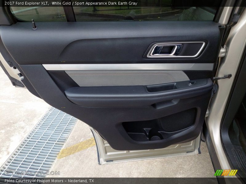 White Gold / Sport Appearance Dark Earth Gray 2017 Ford Explorer XLT