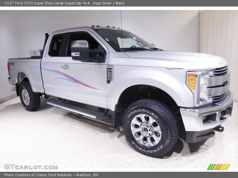 Ingot Silver / Black 2017 Ford F250 Super Duty Lariat SuperCab 4x4