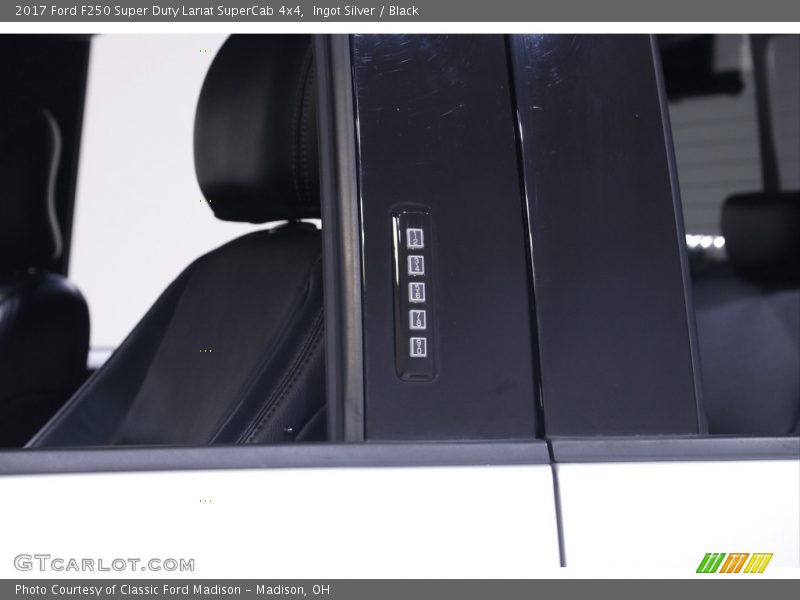 Ingot Silver / Black 2017 Ford F250 Super Duty Lariat SuperCab 4x4