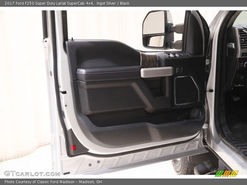 Ingot Silver / Black 2017 Ford F250 Super Duty Lariat SuperCab 4x4