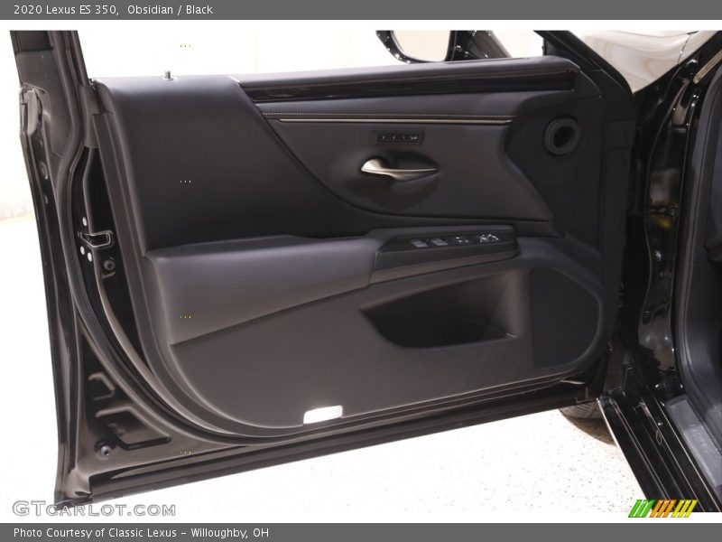 Door Panel of 2020 ES 350