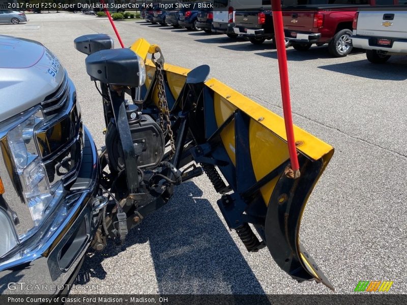 Ingot Silver / Black 2017 Ford F250 Super Duty Lariat SuperCab 4x4