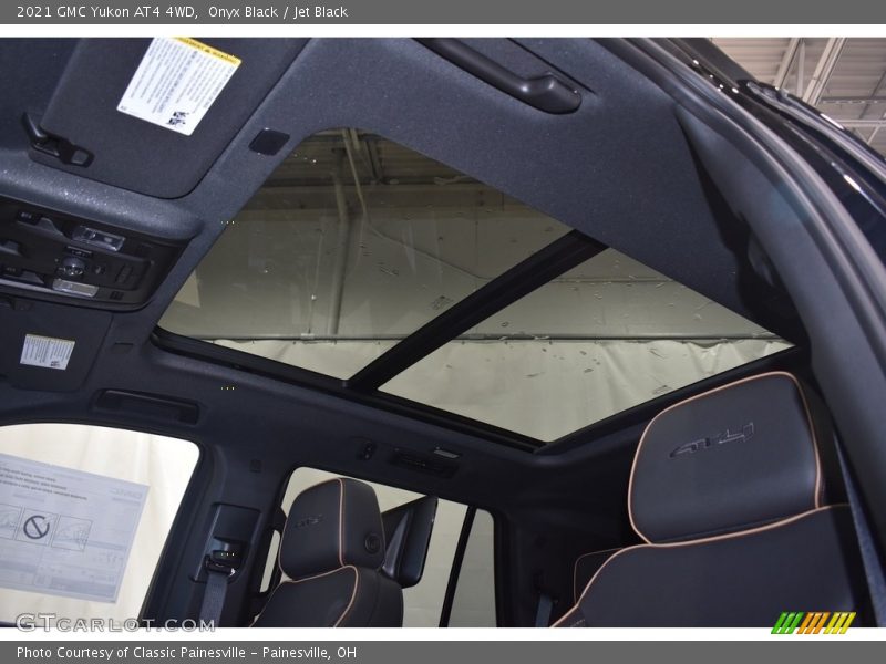 Onyx Black / Jet Black 2021 GMC Yukon AT4 4WD