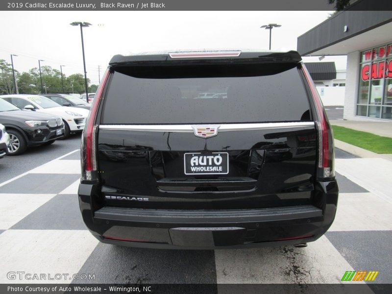 Black Raven / Jet Black 2019 Cadillac Escalade Luxury