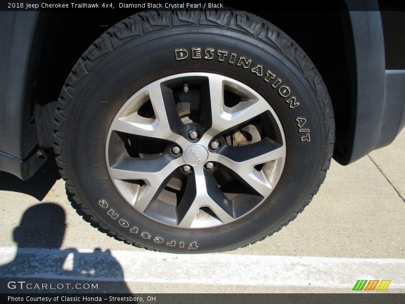 Diamond Black Crystal Pearl / Black 2018 Jeep Cherokee Trailhawk 4x4