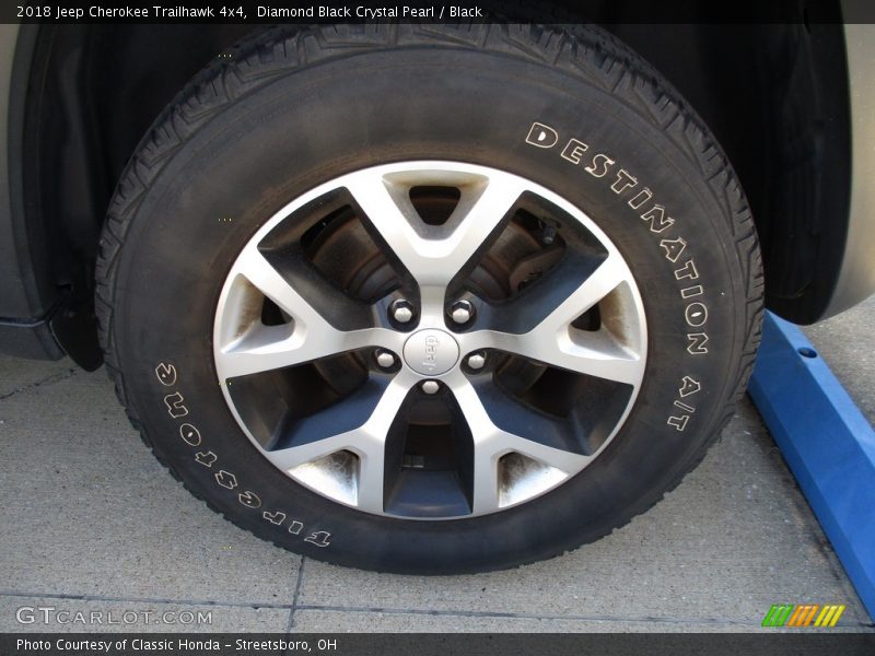 Diamond Black Crystal Pearl / Black 2018 Jeep Cherokee Trailhawk 4x4