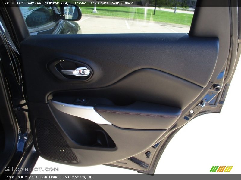 Diamond Black Crystal Pearl / Black 2018 Jeep Cherokee Trailhawk 4x4