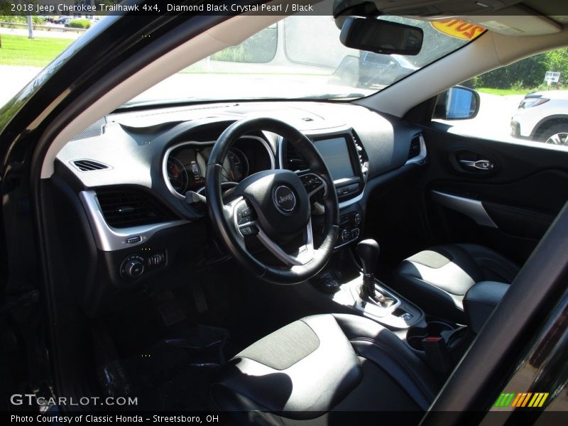 Diamond Black Crystal Pearl / Black 2018 Jeep Cherokee Trailhawk 4x4
