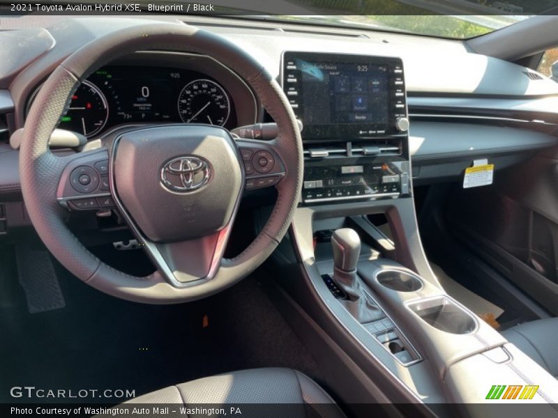 Blueprint / Black 2021 Toyota Avalon Hybrid XSE