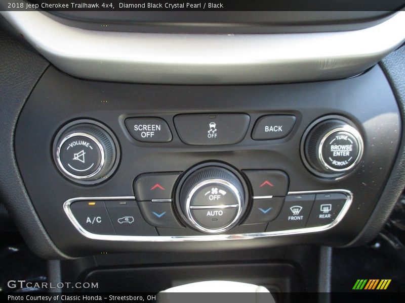 Diamond Black Crystal Pearl / Black 2018 Jeep Cherokee Trailhawk 4x4