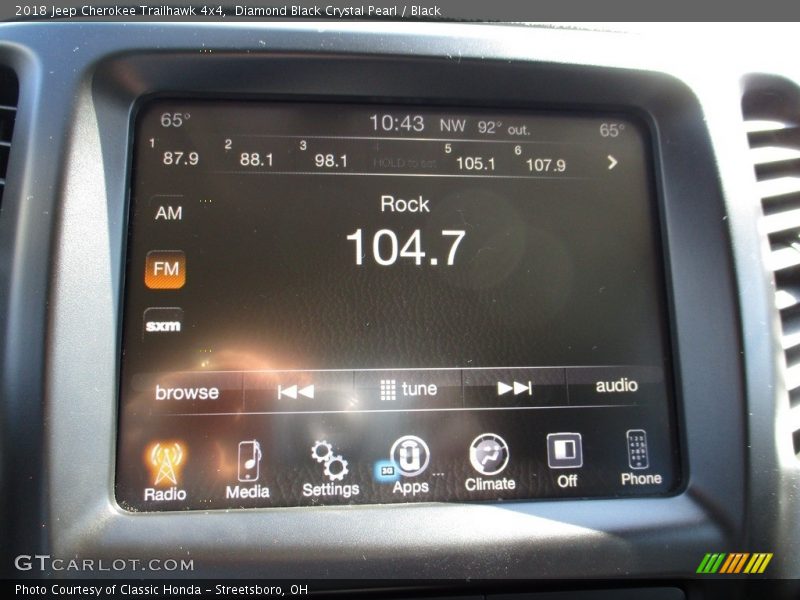 Diamond Black Crystal Pearl / Black 2018 Jeep Cherokee Trailhawk 4x4