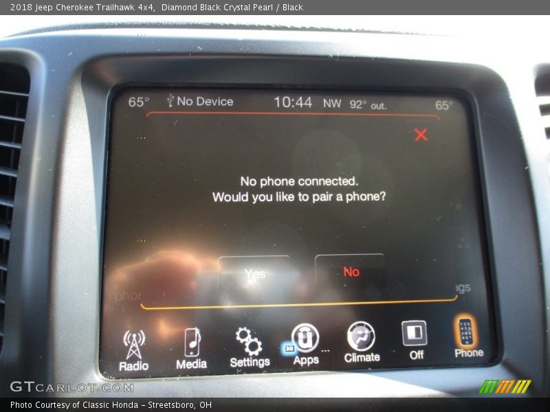 Diamond Black Crystal Pearl / Black 2018 Jeep Cherokee Trailhawk 4x4