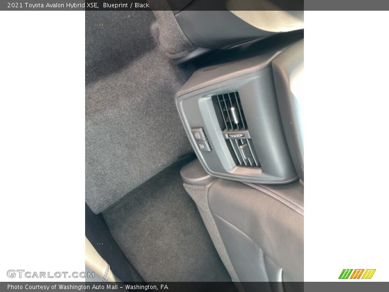 Blueprint / Black 2021 Toyota Avalon Hybrid XSE