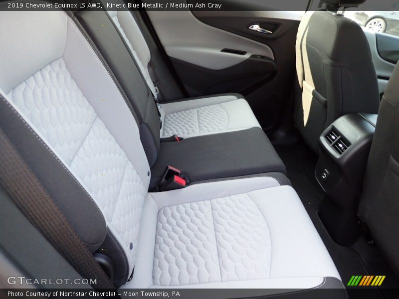 Kinetic Blue Metallic / Medium Ash Gray 2019 Chevrolet Equinox LS AWD