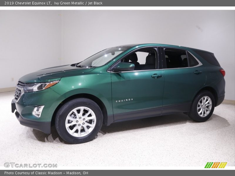 Ivy Green Metallic / Jet Black 2019 Chevrolet Equinox LT