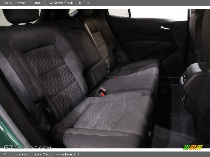 Ivy Green Metallic / Jet Black 2019 Chevrolet Equinox LT