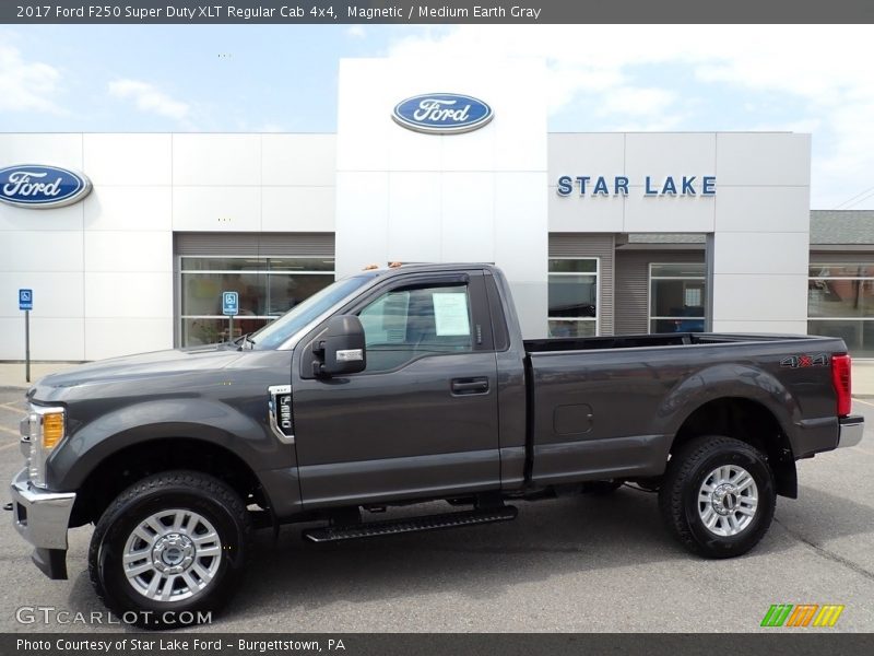 Magnetic / Medium Earth Gray 2017 Ford F250 Super Duty XLT Regular Cab 4x4