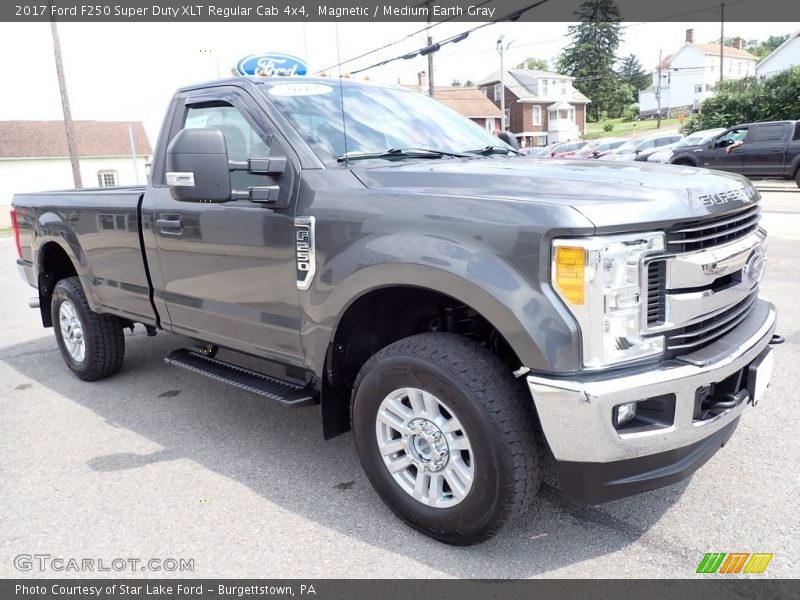 Magnetic / Medium Earth Gray 2017 Ford F250 Super Duty XLT Regular Cab 4x4
