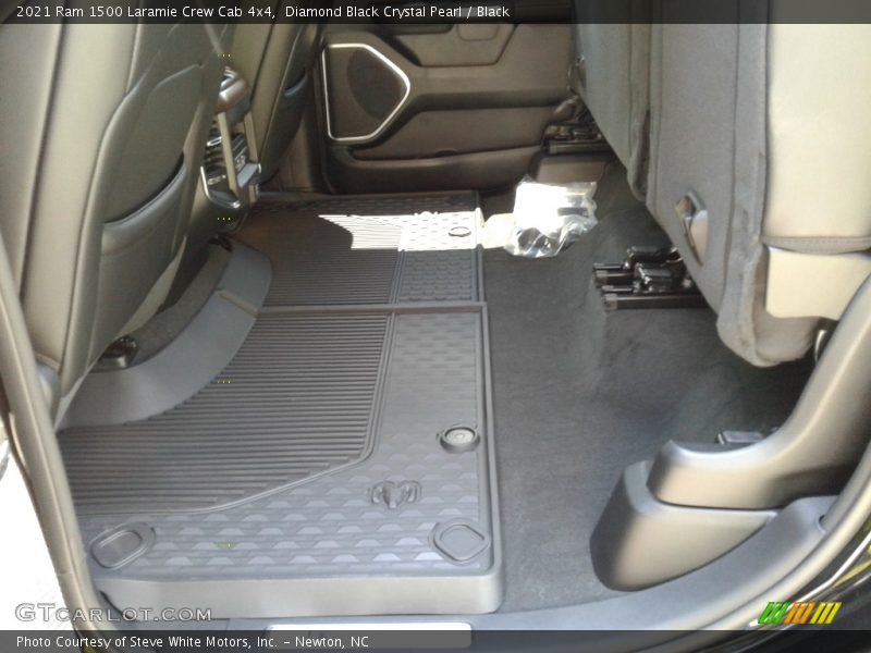 Diamond Black Crystal Pearl / Black 2021 Ram 1500 Laramie Crew Cab 4x4