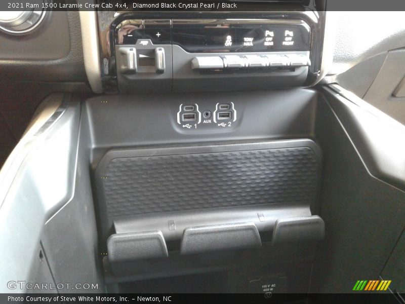 Diamond Black Crystal Pearl / Black 2021 Ram 1500 Laramie Crew Cab 4x4