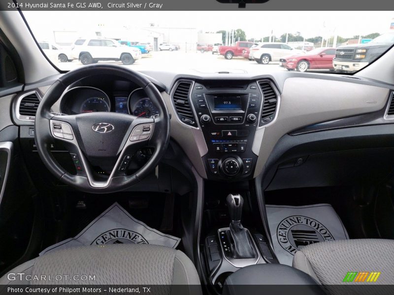 Dashboard of 2014 Santa Fe GLS AWD
