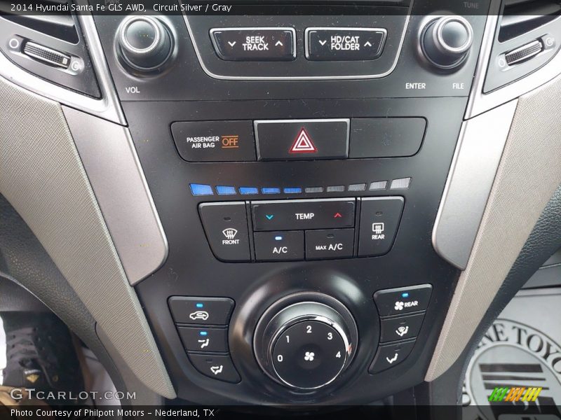 Controls of 2014 Santa Fe GLS AWD