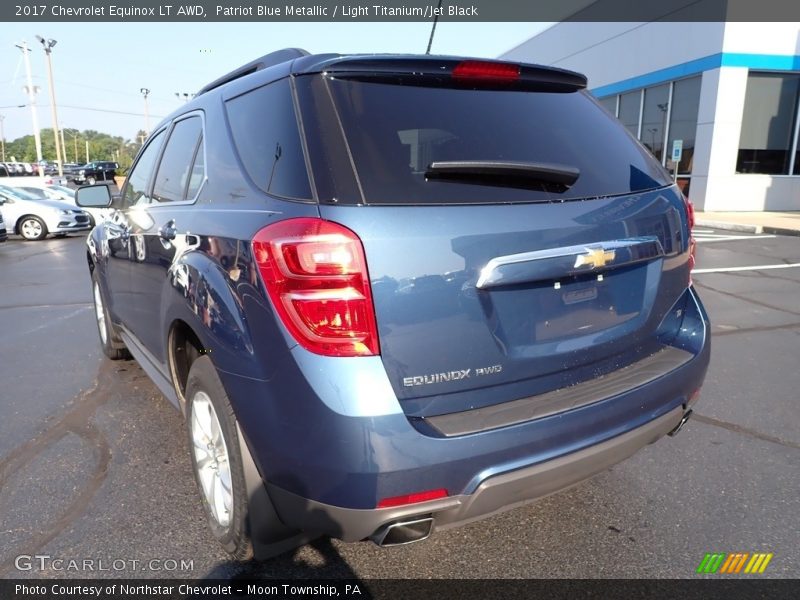 Patriot Blue Metallic / Light Titanium/Jet Black 2017 Chevrolet Equinox LT AWD
