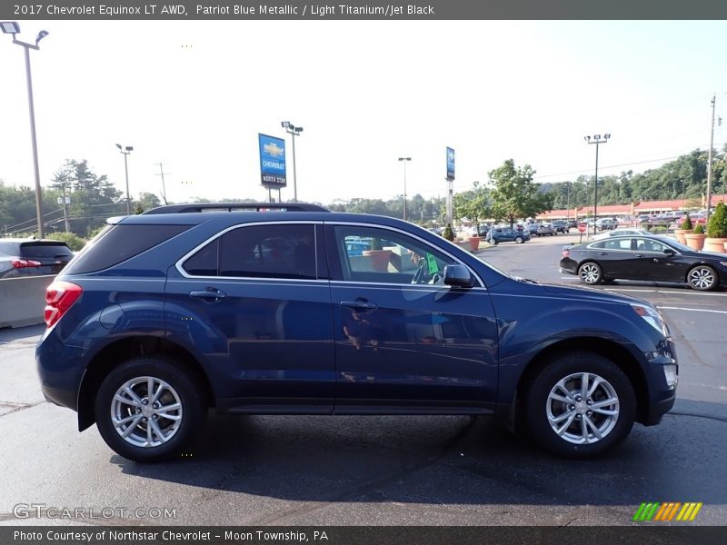 Patriot Blue Metallic / Light Titanium/Jet Black 2017 Chevrolet Equinox LT AWD