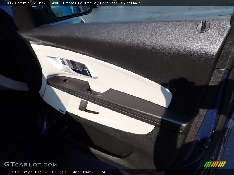 Patriot Blue Metallic / Light Titanium/Jet Black 2017 Chevrolet Equinox LT AWD
