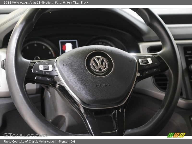 Pure White / Titan Black 2018 Volkswagen Atlas SE 4Motion