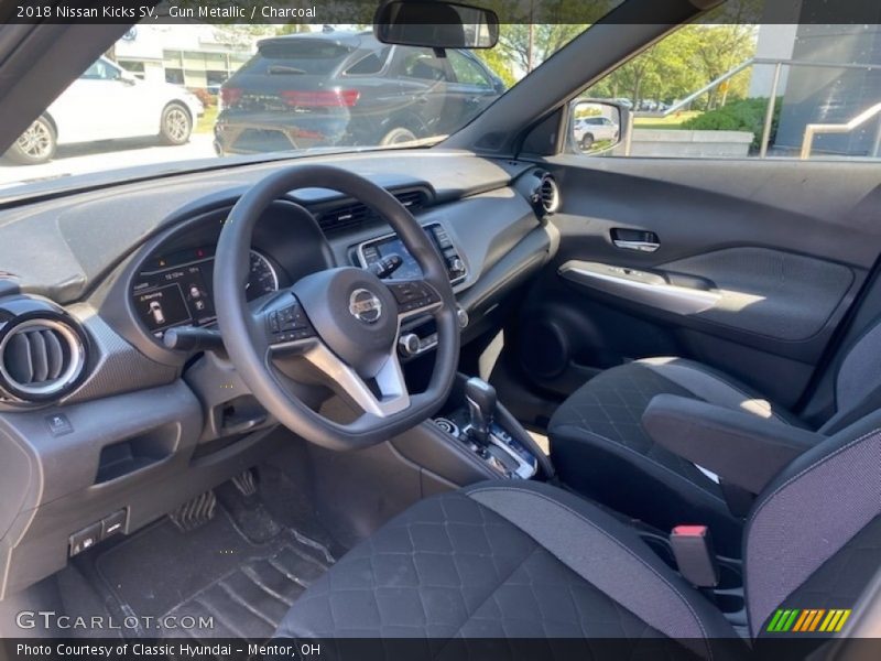 Gun Metallic / Charcoal 2018 Nissan Kicks SV