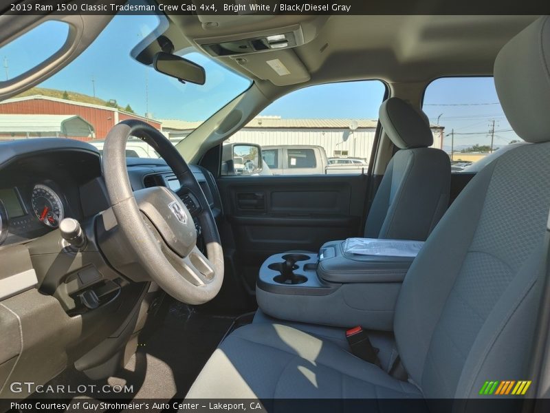 Bright White / Black/Diesel Gray 2019 Ram 1500 Classic Tradesman Crew Cab 4x4