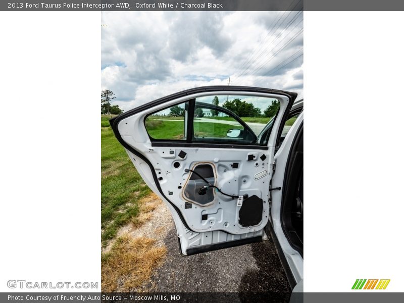 Oxford White / Charcoal Black 2013 Ford Taurus Police Interceptor AWD
