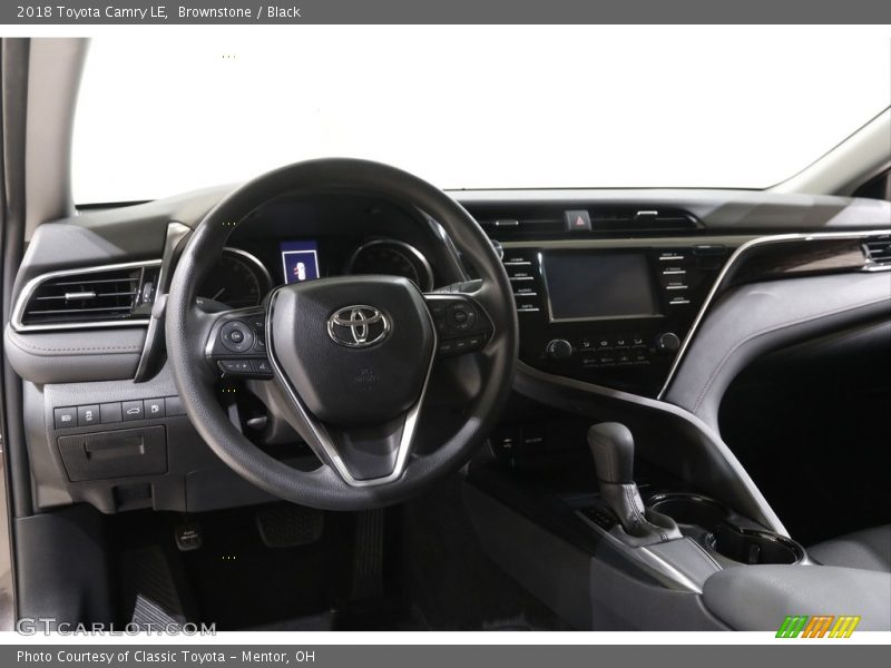 Brownstone / Black 2018 Toyota Camry LE