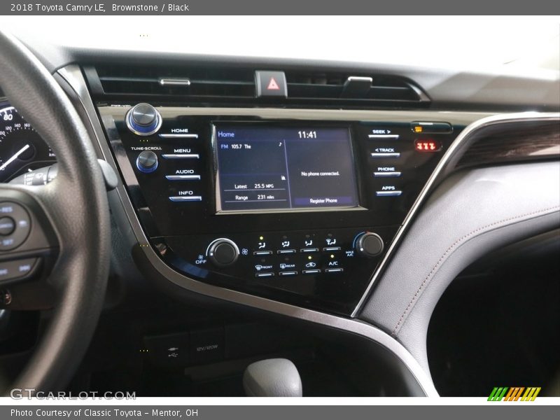 Brownstone / Black 2018 Toyota Camry LE